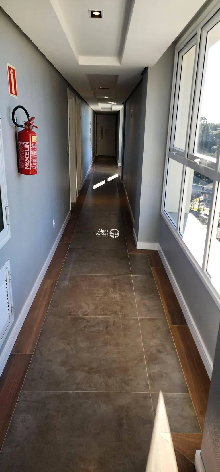 Imagem Vende-se apartamento em Gramado a 8 minutos da Rua Coberta