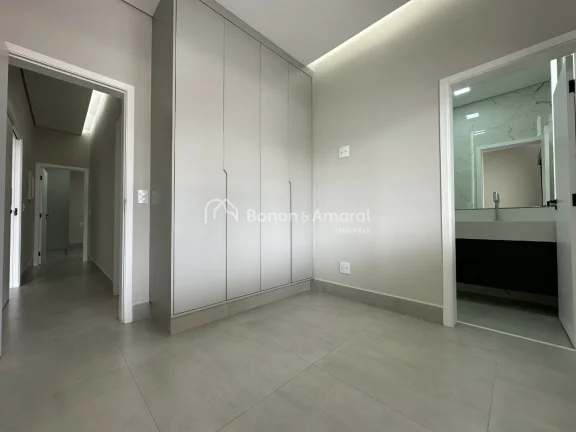Imagem Em um dos condomínios mais desejados da região, o Terras da Estância, esta casa térrea oferece u...
