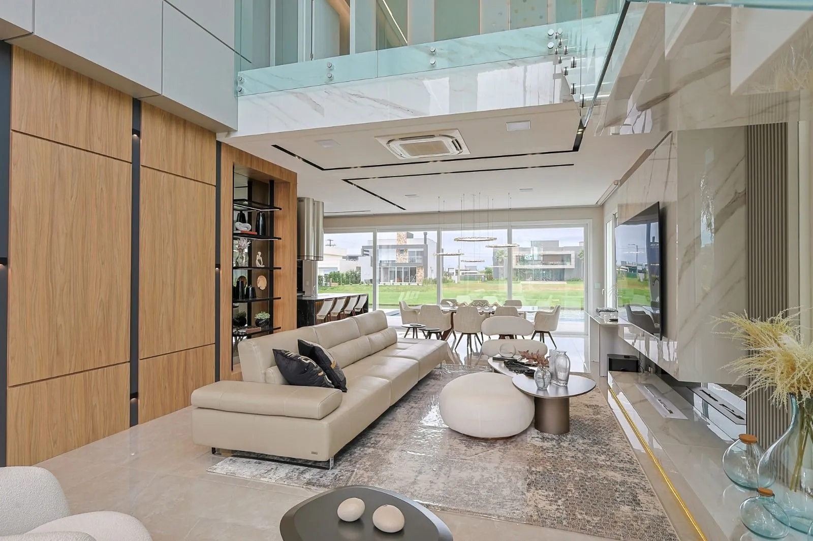Imagem Casa de condomínio à venda em Torres, Centro, com 4 quartos, 431.13m2