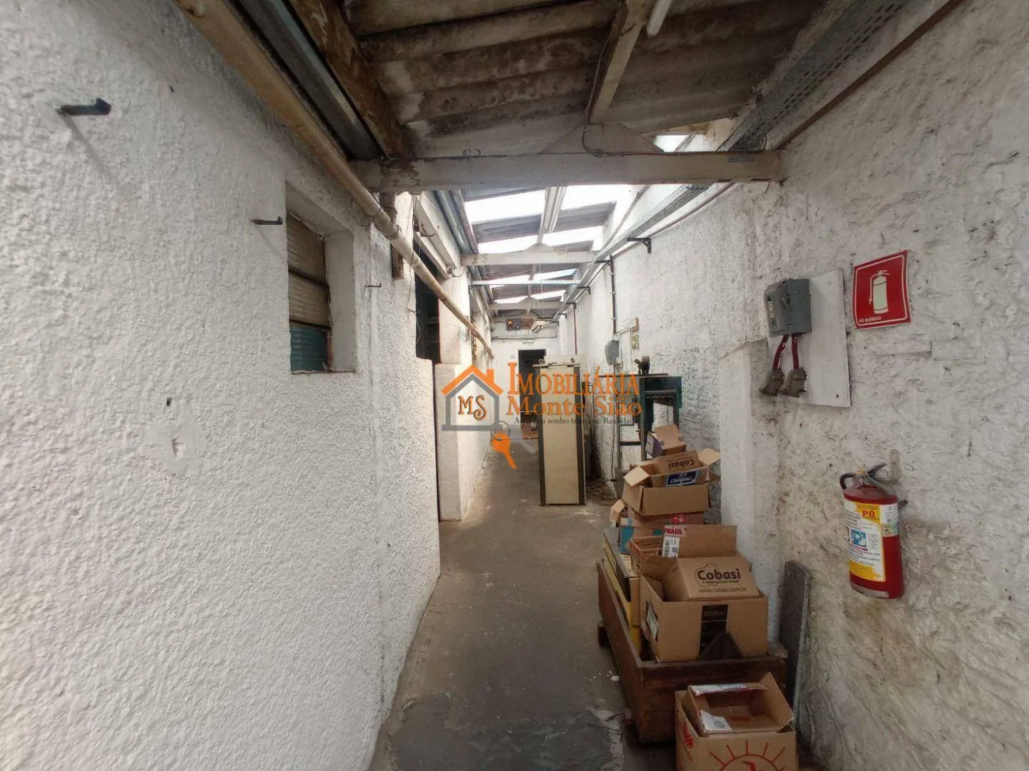 Imagem Galpão à venda, 250 m² por R$ 848.000,00 - Ponte Grande - Guarulhos/SP