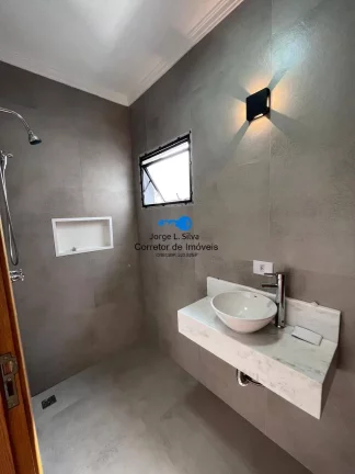 Imagem Sobrado espetacular no Portal 3 Suítes com varanda 2 vagas de carro !