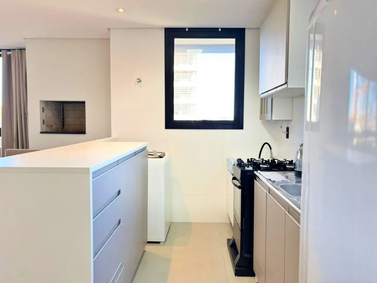 Imagem Apartamento à venda em Torres, Praia da Cal, com 2 quartos, 60.19m2