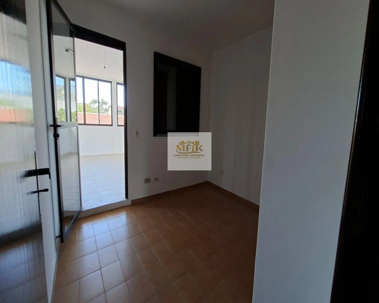 Imagem Imperdível: Casa à venda em Pontal do Paraná-PR, Atami Norte, 7 quartos, 1 suíte, 3 banheiros, 3 vagas, 148m². Confira!