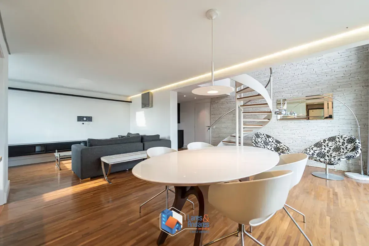 Imagem Duplex para venda em Vila Nova Conceição com 1 quarto, sendo 1 suíte, 104m²