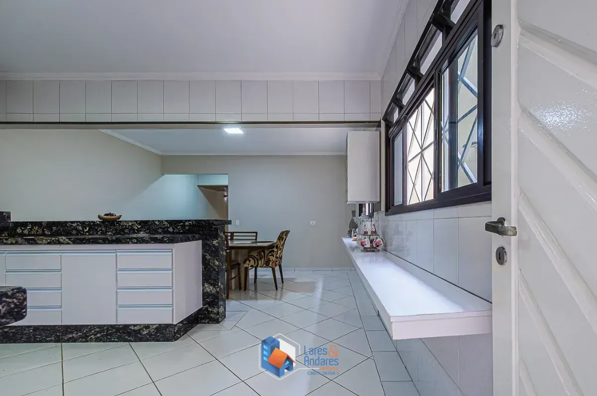 Imagem Casa para venda em Vila Paiva com 3 quartos, sendo 1 suíte, 185m²