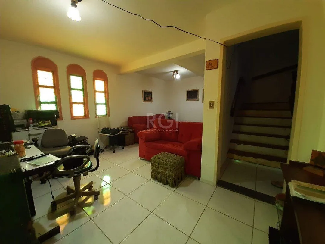 Imagem Casa para Venda - 236m², 4 dormitórios, 5 vagas - Vila São José