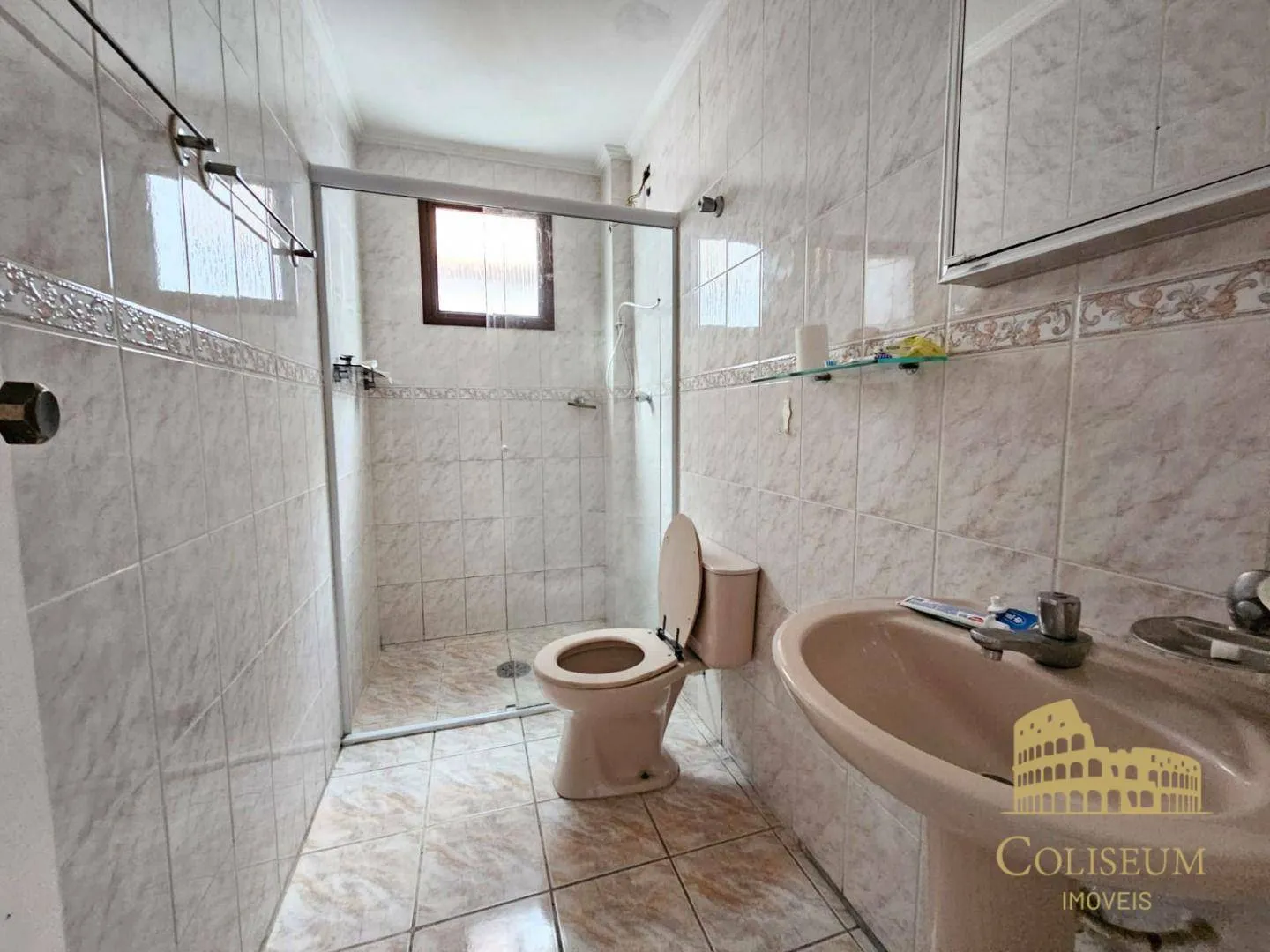 Imagem Apartamento com 2 dormitórios, 80 m² - venda por R$ 425.000,00 ou aluguel por R$ 428.350,00/mês - Vila Assunção - Praia Grande/SP