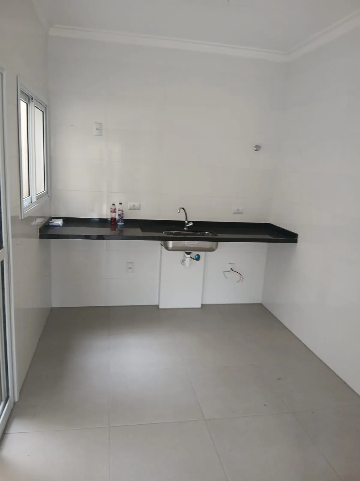 Imagem VENDO LINDO SOBRADO NOVO NO BAIRRO PEDREIRA!