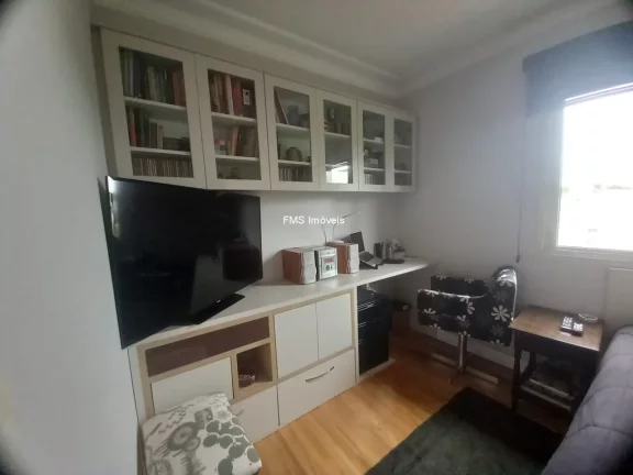 Imagem Apartamento à venda em Moema, São Paulo-SP: 2 quartos, 1 suíte, 3 banheiros, 2 vagas, 75m² de área!