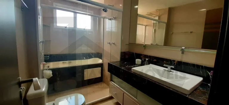 Imagem CASAL IMÓVEIS VENDE ED HORIZONTE II 250 M² 3 SUÍTES - MASTER BANHEIRO DULPO + 4 VGS ANDAR ALTO Fino acabamento e móveis de grife, tudo muito novo