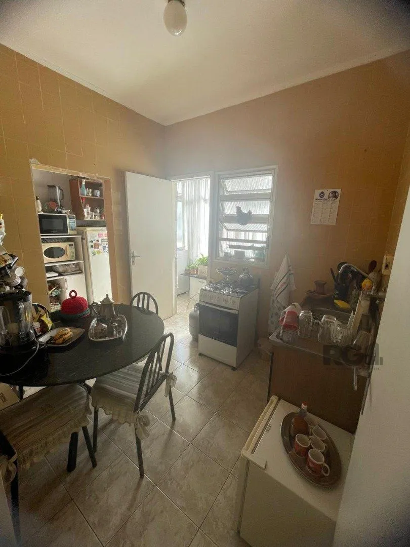 Imagem Apartamento no Petrópolis de 1 dormitório desocupado