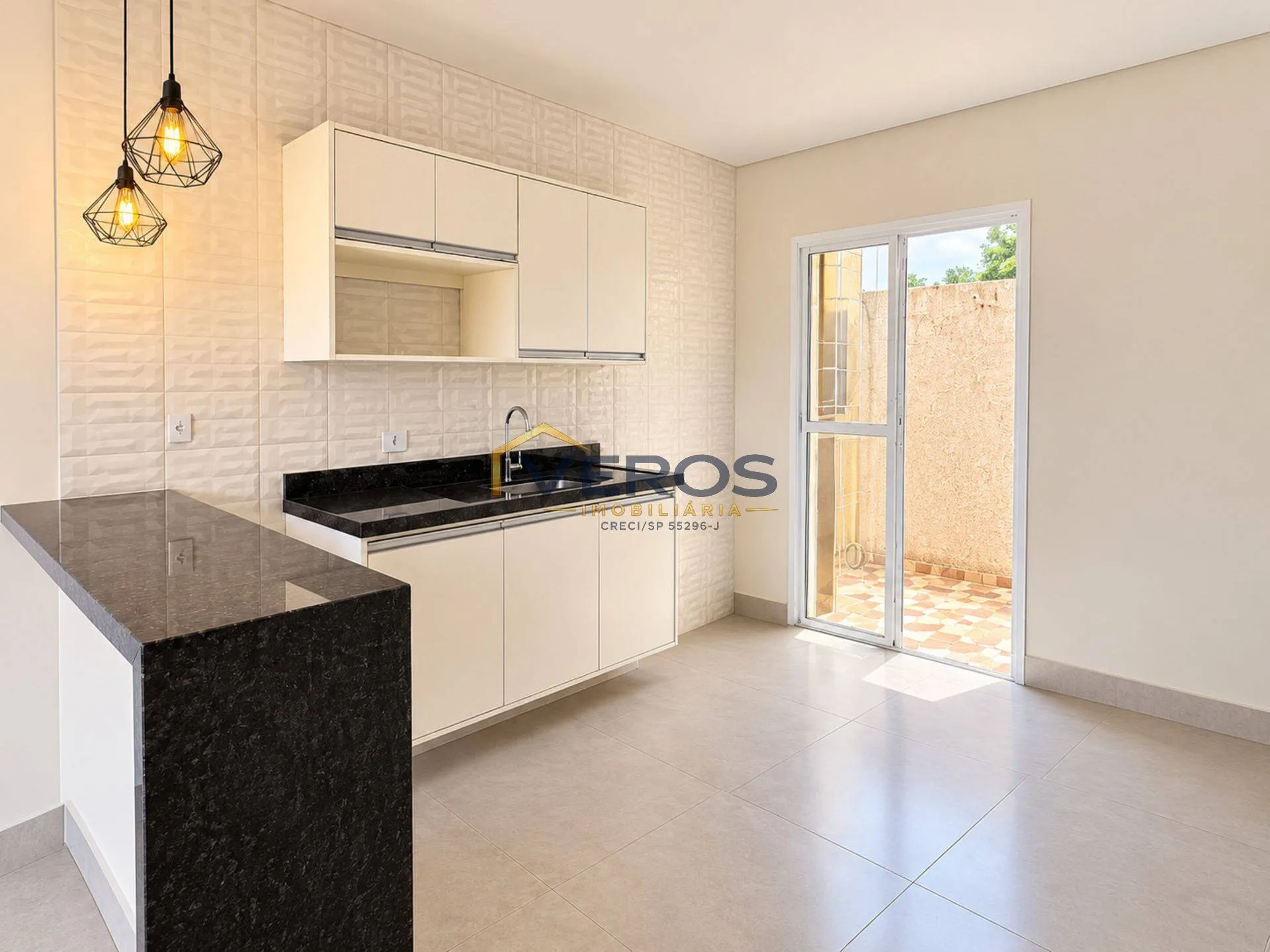 Imagem Casa a venda no Pontal Santa Marina Caraguatatuba - 2 suítes