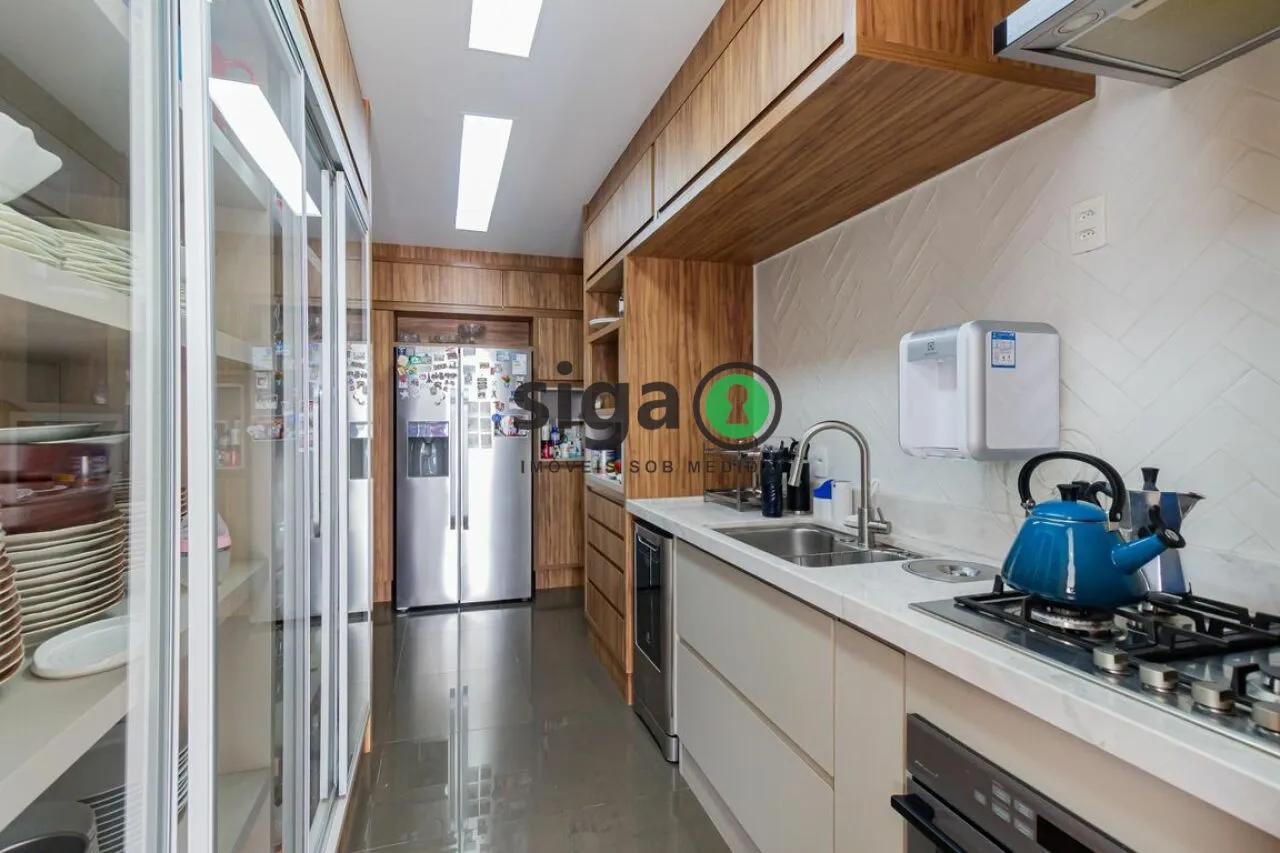 Imagem Apartamento alto padrão reformado no Brooklin 3 suítes automação e lazer completo