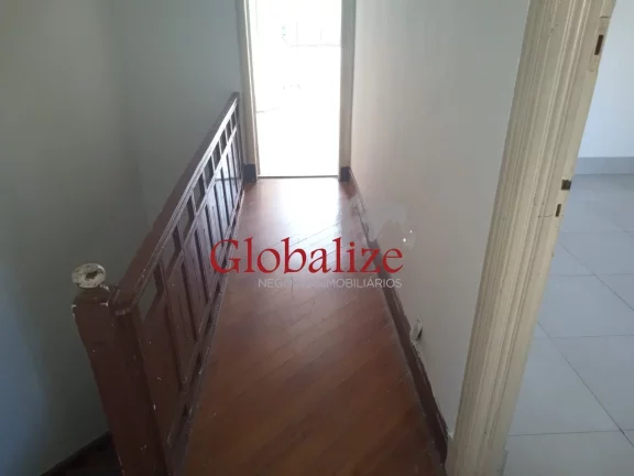 Imagem SOBRADO 3 DORMITÓRIOS BEM LOCALIZADO, VILA BELMIRO EM SANTOS R$ 680,000.00