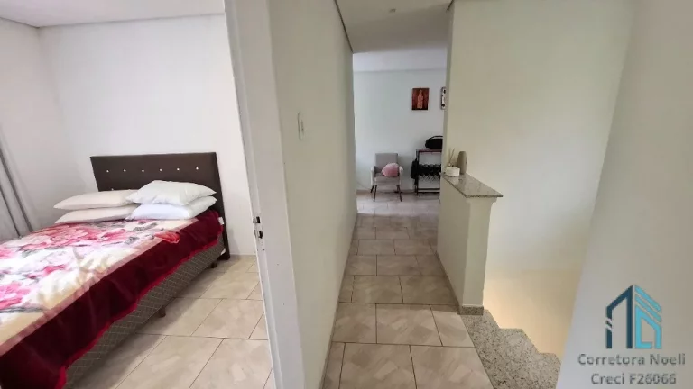 Imagem (PERMUTA) Sobrado 03 quartos c/suíte, no Santa Cândida em Curitiba PR
