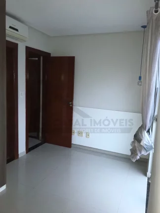 Imagem CASAL IMÓVEIS VENDE CASA RESIDENCIAL VERSALLES 3 SUÍTES + 2 VGS