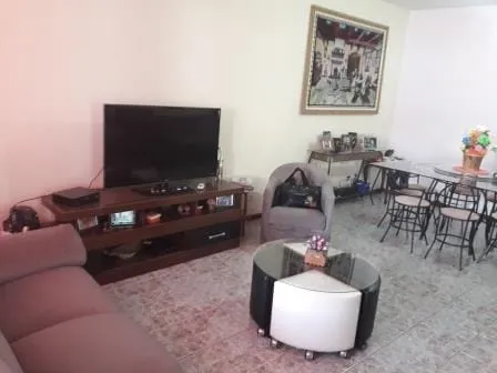 Imagem Casa à venda 3 Quartos, 1 Suite, 3 Vagas, 350M², Crispim, Pindamonhangaba - SP