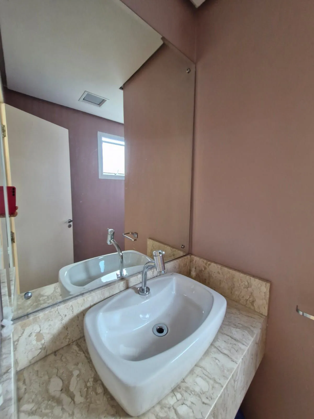Imagem Cobertura com 123m², 2 dormitórios no Bairro Medianeira.
