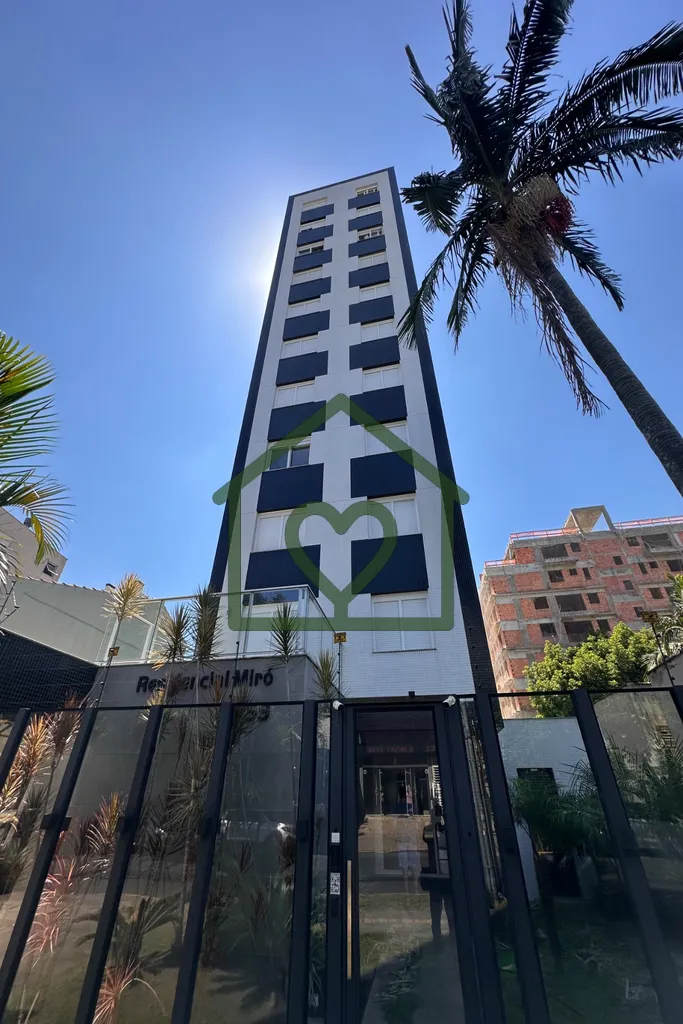 Imagem Excelente apartamento mobiliado, 2 dormitórios sendo 1 suíte, último andar com vista privilegiada...
