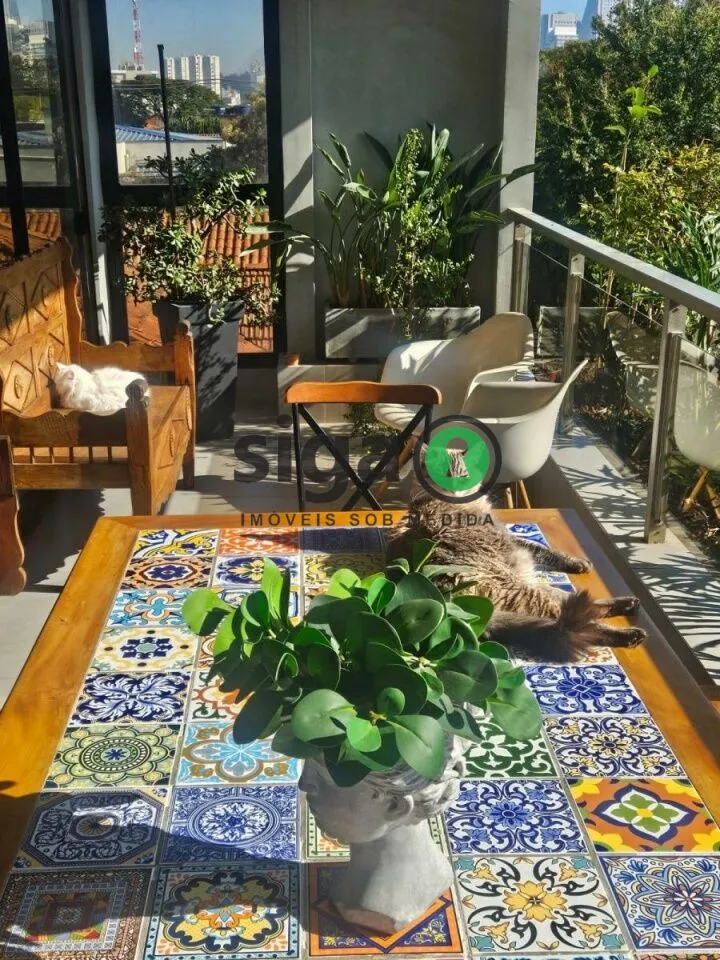 Imagem Apartamento de 300m² à venda na Vila Cordeiro