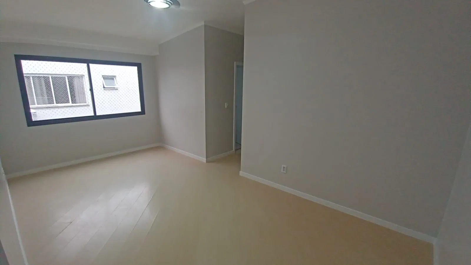 Imagem Apartamento com 2 dormitórios no bairro Nonoai