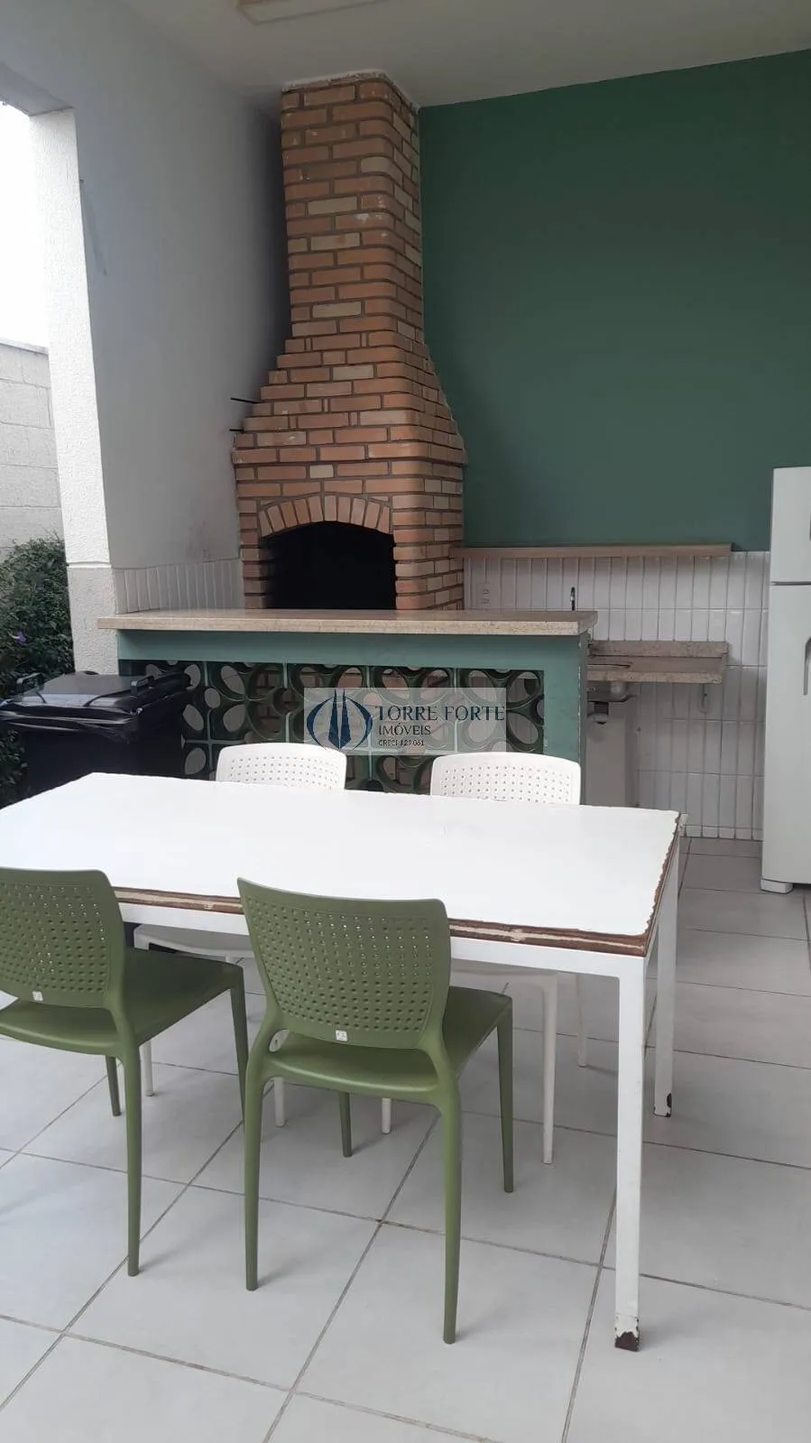 Imagem Lindo Apartamento novo com 2 Dormitórios