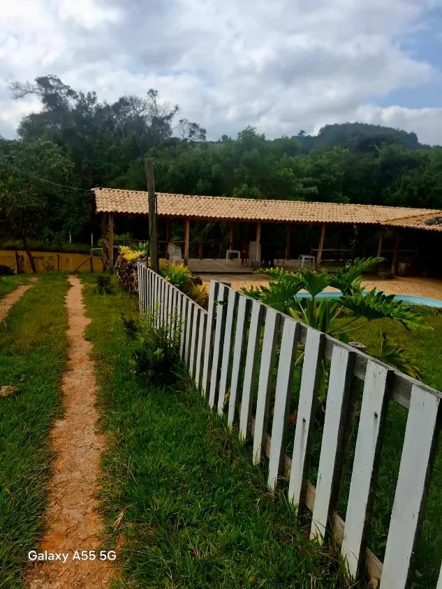 Imagem Vende-se Sítio Completo ? Rancho Terra Tombada - 16 hectares de terra