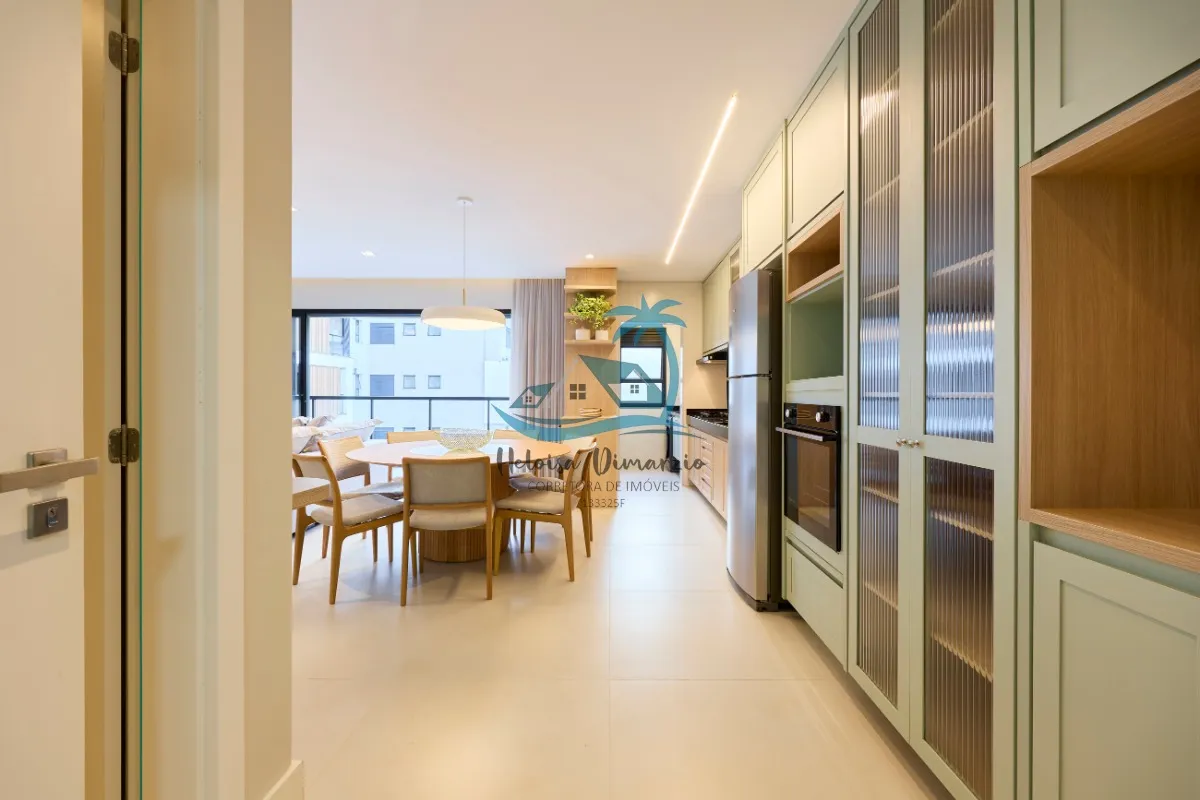 Imagem Apartamento de alto padrão à venda a 70m do mar na Praia da Enseada em Ubatuba
