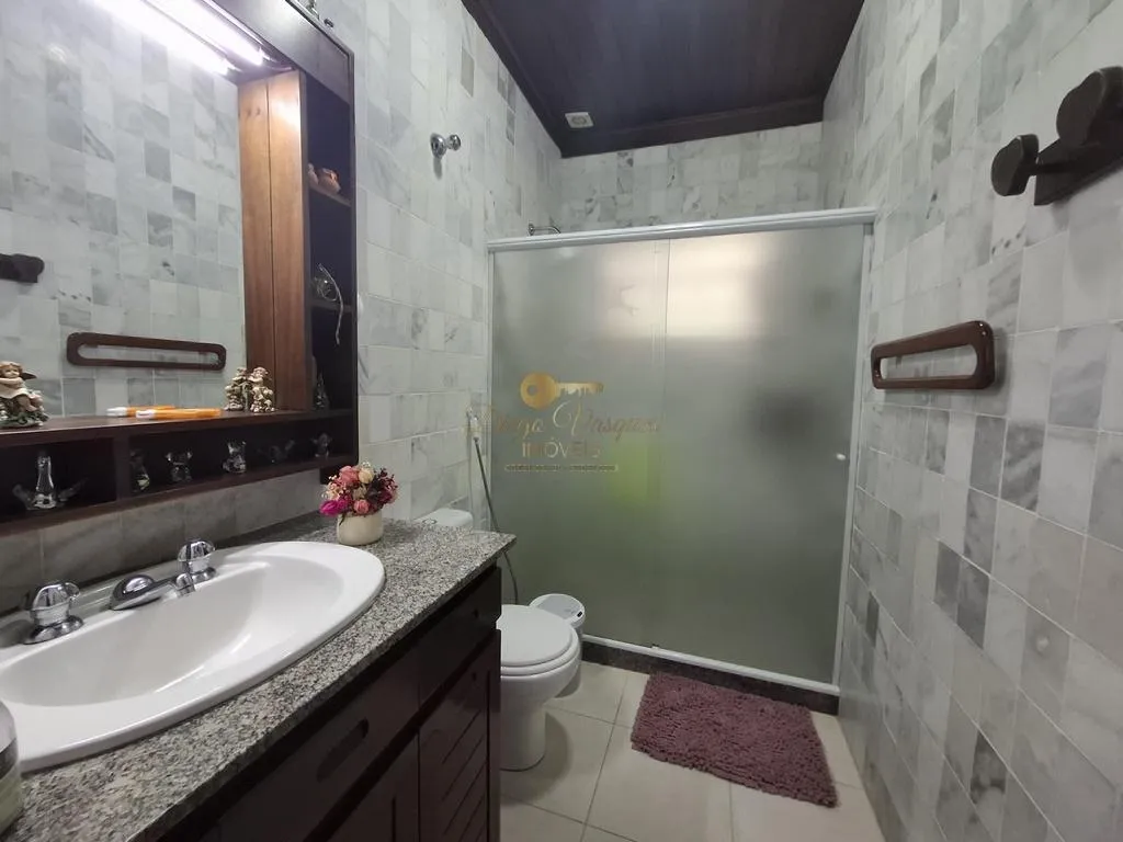 Imagem Casa em Condomínio para Venda em Teresópolis / RJ no bairro Green Valley