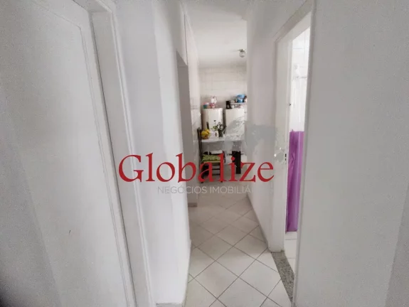 Imagem Apartamento à venda com 2 dormitórios no bairro da Encruzilhada em Santos por R$ 330.000,00
