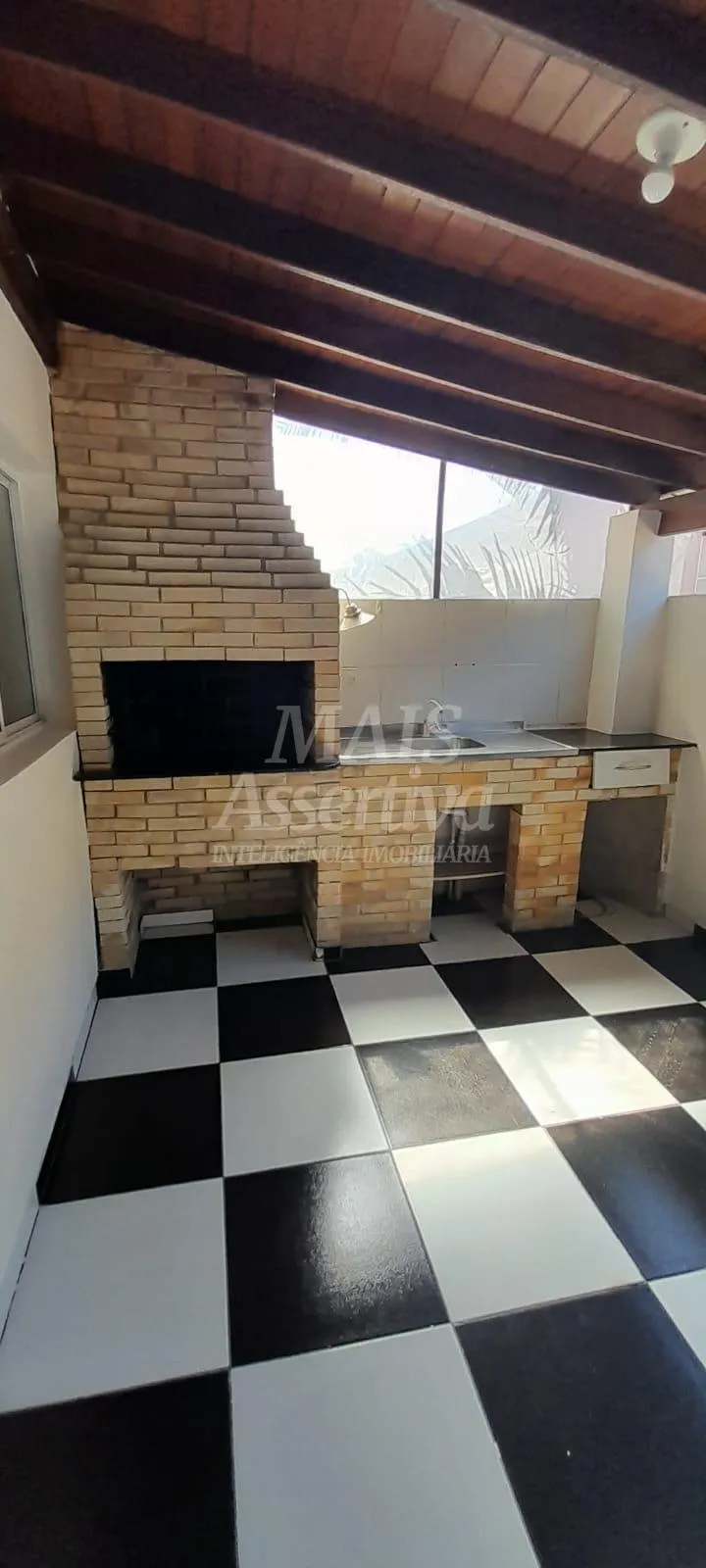 Imagem Sobrado para venda no Condomínio Residencial Vale das Figueiras em Novo Hamburgo