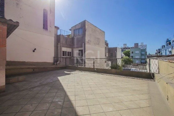 Imagem Casa para Venda - 400m², 6 dormitórios, sendo 1 suites, 3 vagas - Santana