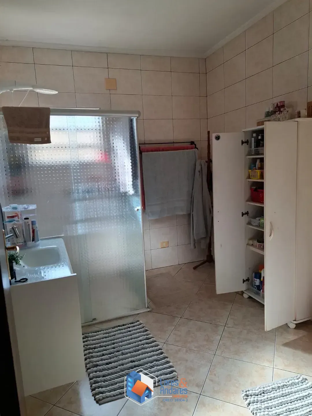 Imagem Casa para venda em Santa Teresinha com 9 quartos, sendo 3 suítes, 522m²