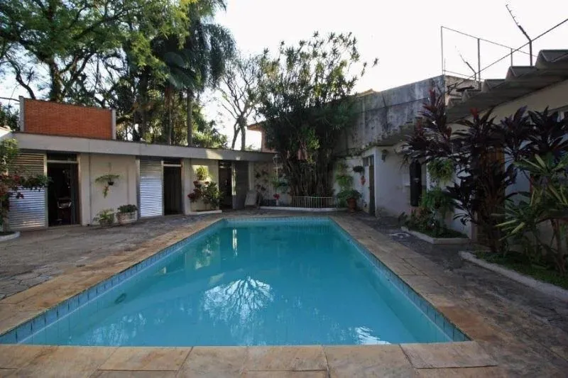 Imagem Casa para Venda em São Paulo, Alto de Pinheiros, 4 dormitórios, 2 suítes, 3 banheiros, 6 vagas
