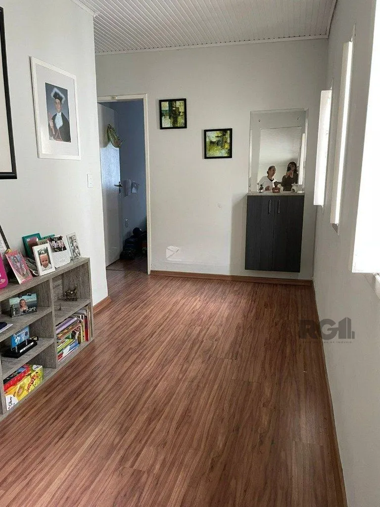 Imagem Casa de alvenaria, 03 dormitórios próximo a Av. Teresópolis