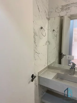 Imagem Sobrado triplex Alto Padrão, 04 quartos c/suíte, 04 vagas, Ático, no Vista Alegre Curitiba -PR