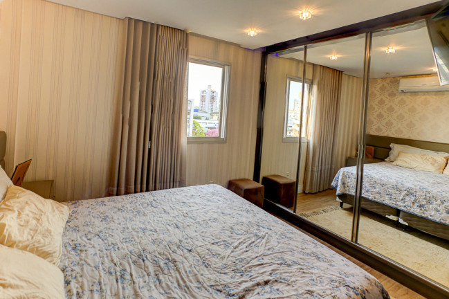 Imagem Apartamento com 3 Quartos à Venda,  em Centro - Criciúma