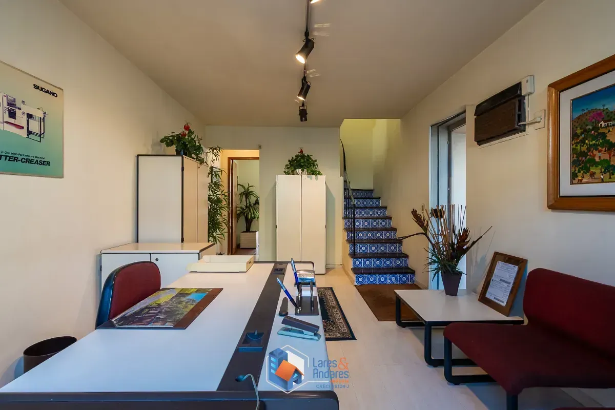 Imagem Casa comercial para venda em Moema, 140m²