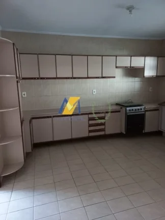 Imagem Vendo Casa com Edícula