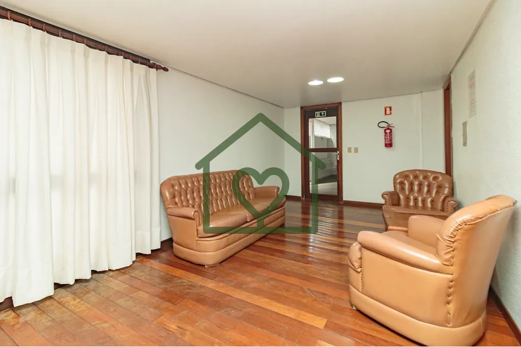 Imagem Apartamento na Rua Miguel Tostes em Porto Alegre localizado no 2º andar com 200m2 totais sendo 138m...