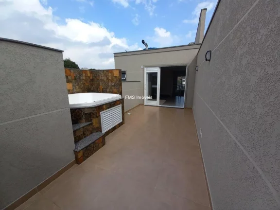 Imagem Imperdível oportunidade: Casa à venda em São Paulo-SP, Mirandópolis! 3 quartos, 1 suíte, 4 banheiros, 1 sala, 3 vagas de garagem, 170m².