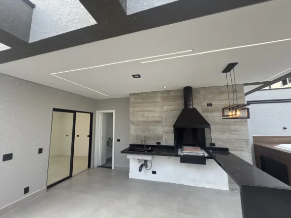 Imagem Casa com Automação e Design Elegante, Pronta para Morar!