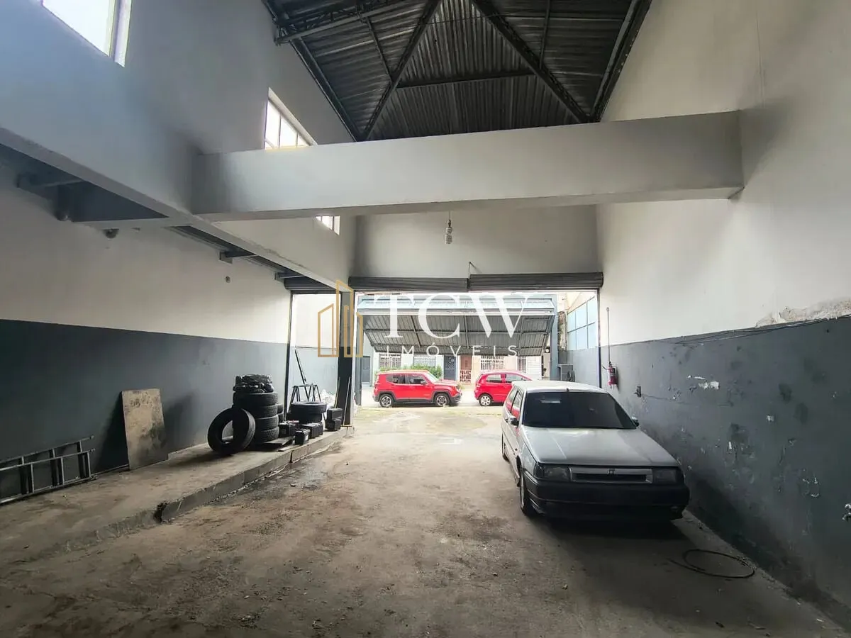 Imagem Galpão Comercial à Venda na Mooca | 217 m² de Terreno | Mezanino | São Paulo/SP