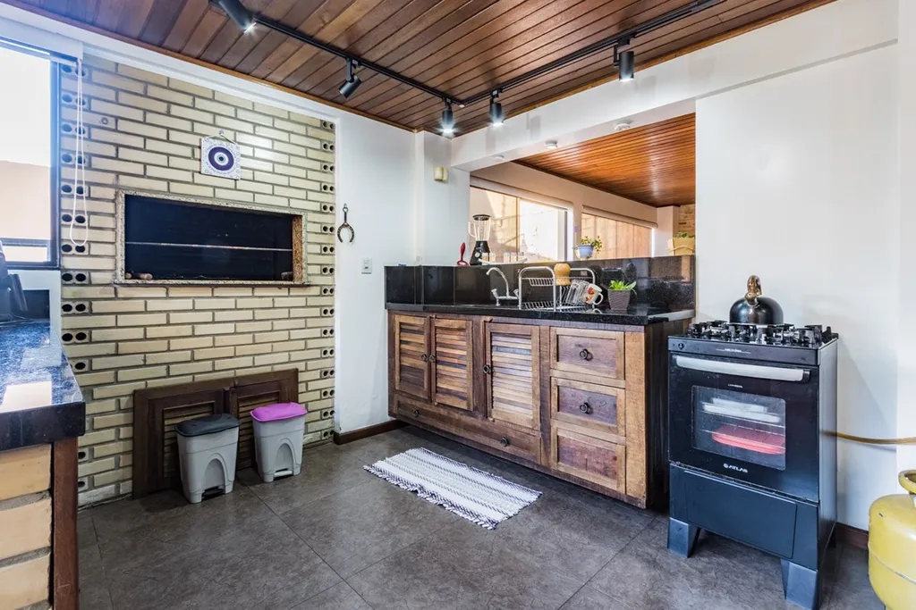 Imagem Casa de Condomínio em Santa Tereza