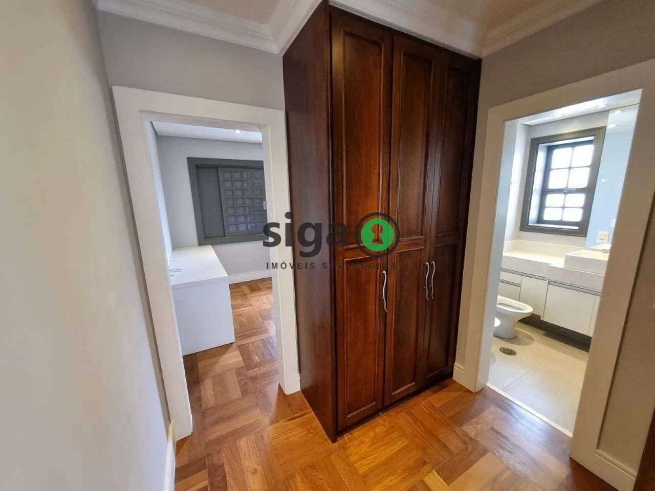 Imagem Casa em condomínio a venda no Alto da Boa Vista com 5 quartos