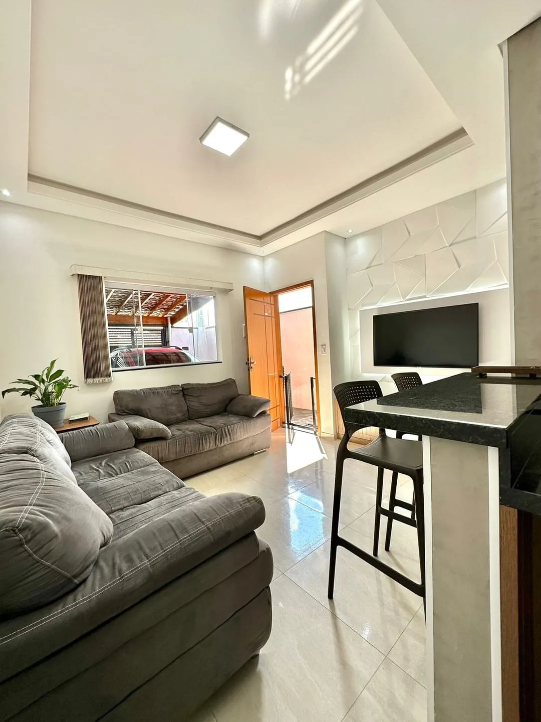 Imagem Casa à venda 2 Quartos, 1 Suite, 1 Vaga, 76M², Parque das Palmeiras, Pindamonhangaba - SP