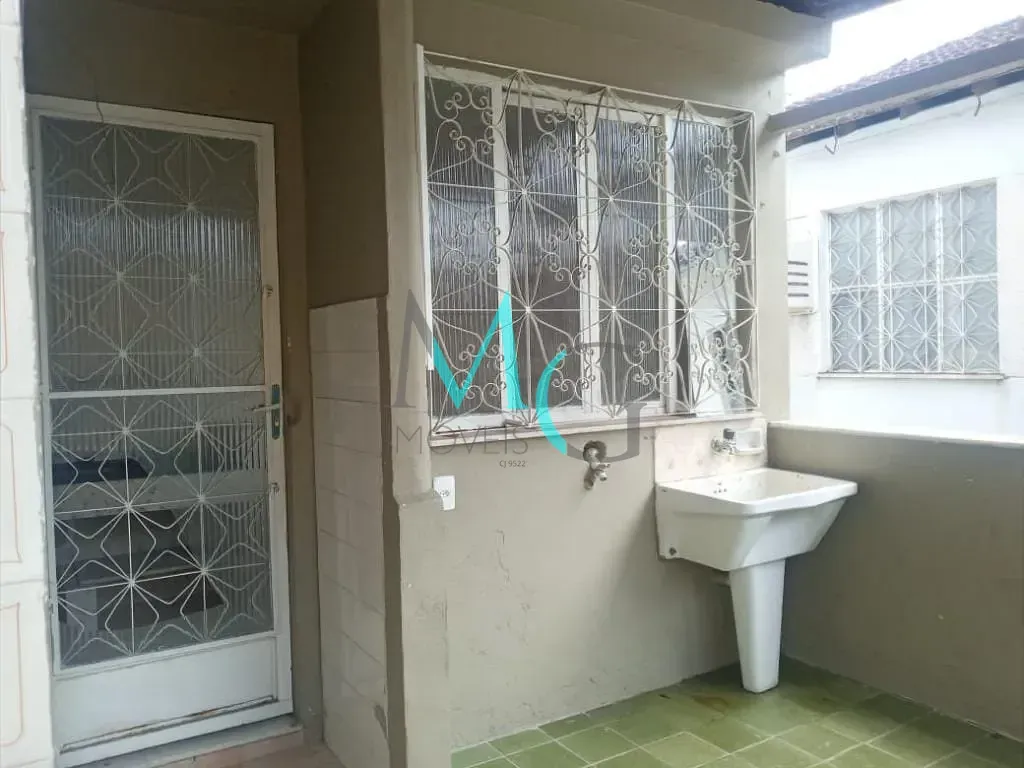 Sobrado com 2 dormitórios à venda, 80 m² por R$ 160.000,00 - Campo Grande - Rio de Janeiro/RJ