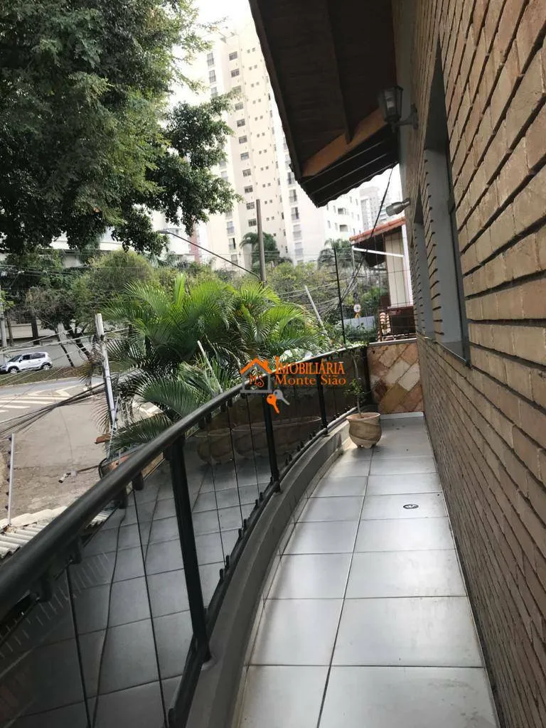 Imagem Sobrado com 3 dormitórios à venda, 375 m² por R$ 3.180.000,00 - Cidade Maia - Guarulhos/SP