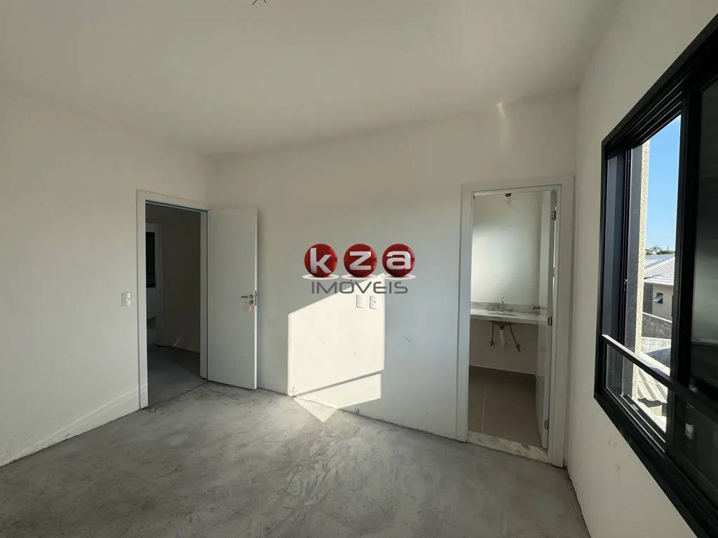 Imagem Casa para Venda em Valinhos-SP, Condomínio Villa Spadaccia: 3 Quartos, 1 Suíte, 2 Salas, 2 Banheiros, 2 Vagas, 121m².
