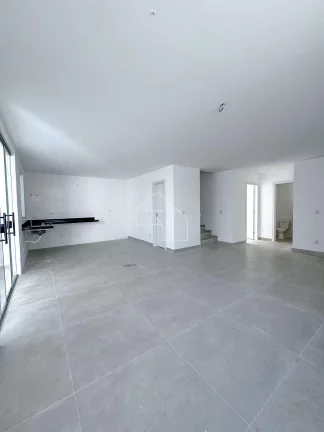 Imagem Casa com 4 Quartos (3 Suítes) ao lado do residencial Yahoo